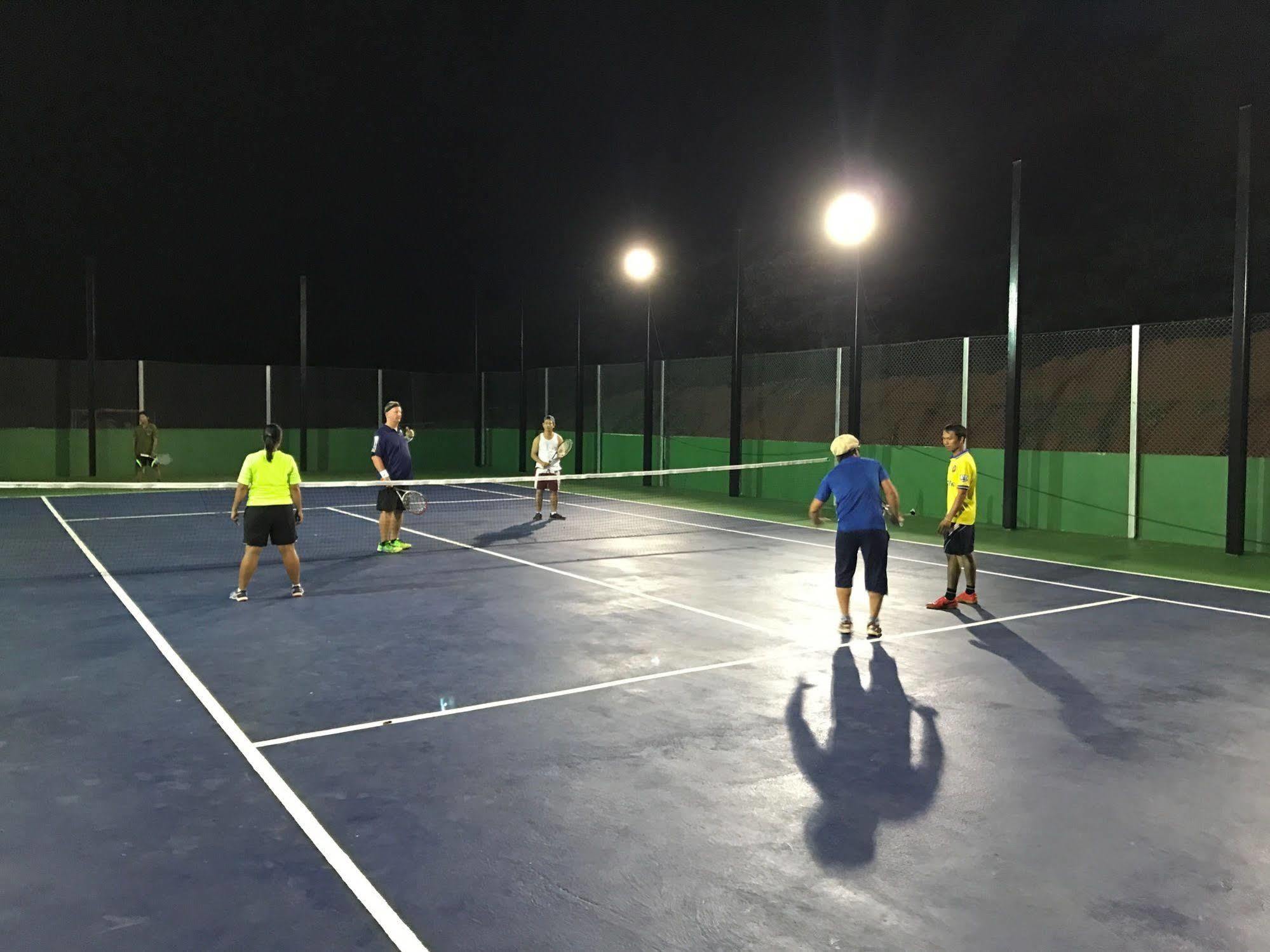 渡假村 Good Time Sports Village